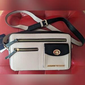 Adrienne Vittadini color block camera bag NWT